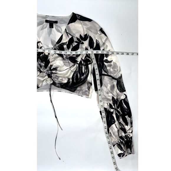 All Saints Carla Jackie Floral Silk Crop Top (Size: 8) - Picture 5 of 10